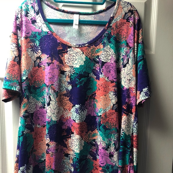 Lularoe perfect-t size L